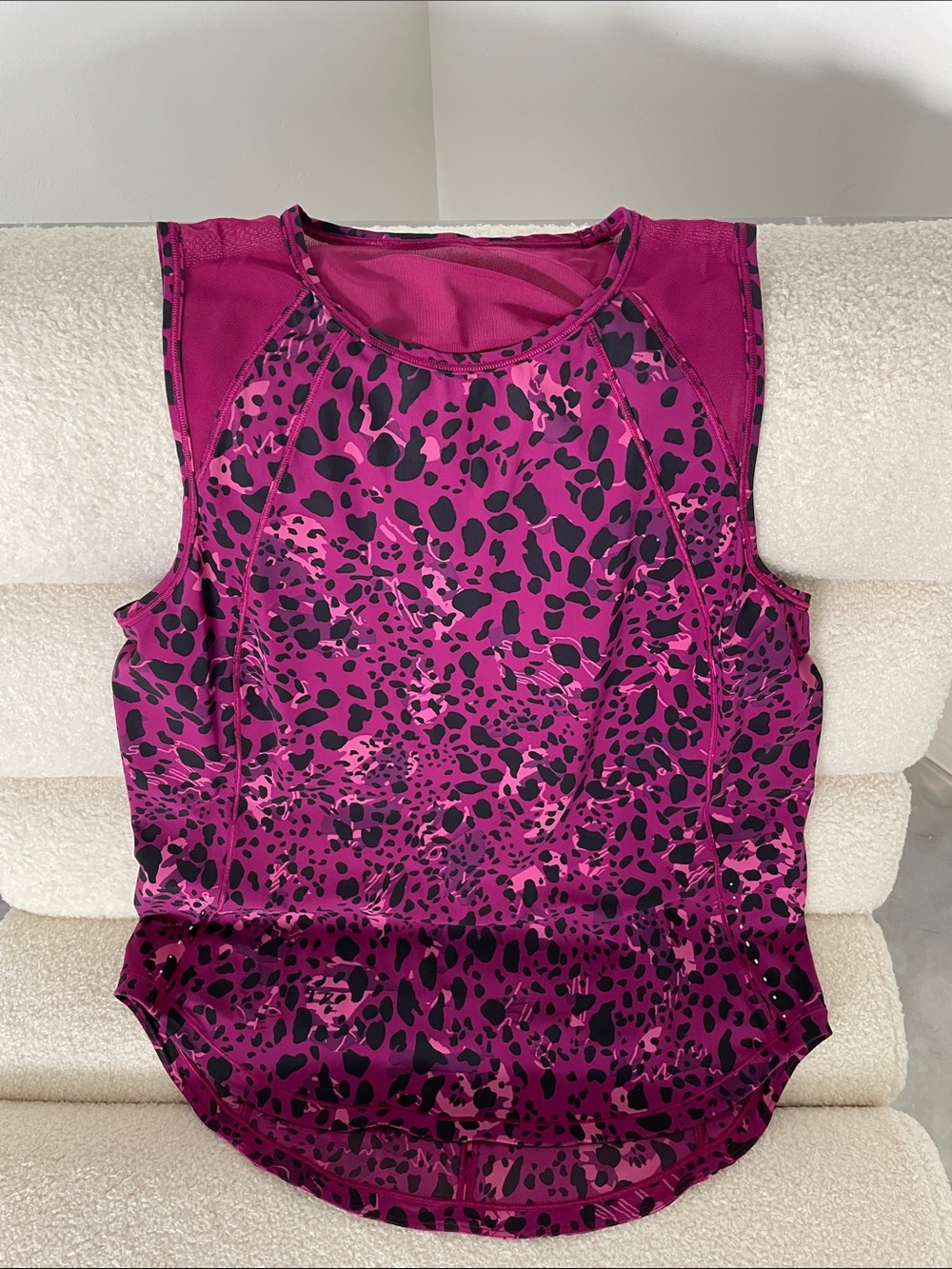 Lululemon sculpt tank cheetah camo magenta